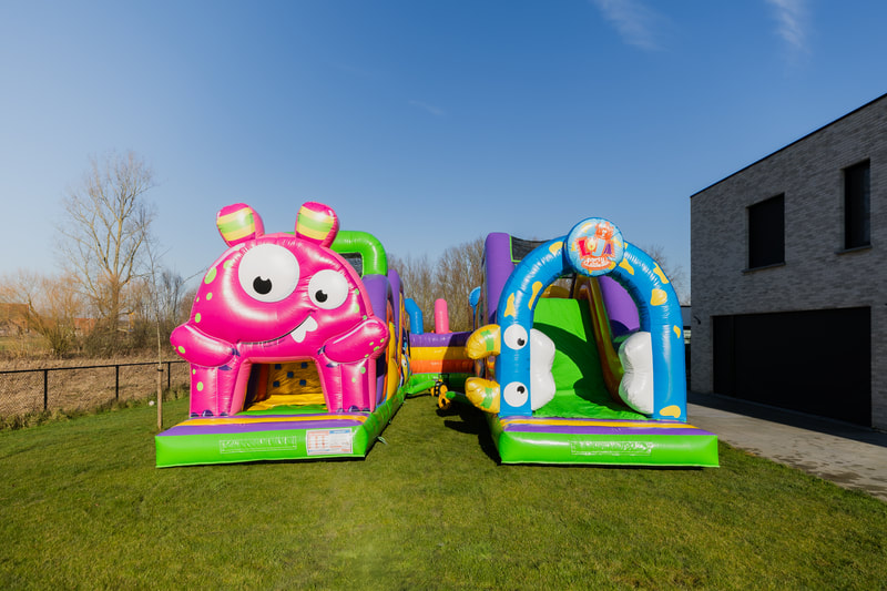 Monster Run obstakelbaan springkasteel